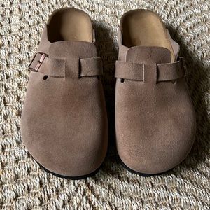 Birkenstock Boston clogs.  Gently used.